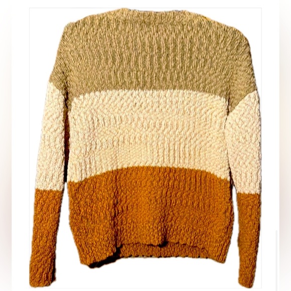 Hem & Thread Textured Colorblock Sweater in Tan, Cream, and Brown - Picture 2 of 4